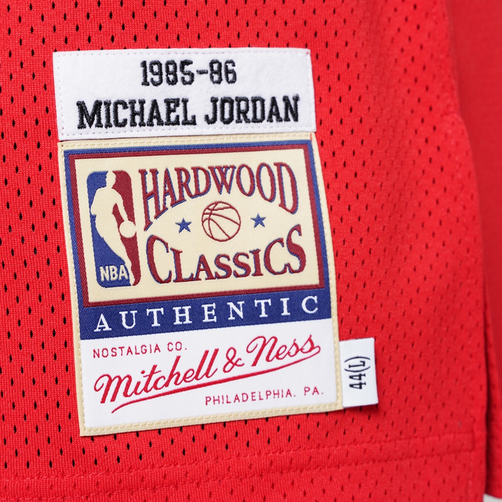 Mitchell & Ness Authentic Michael Jordan Chicago Bulls 1985-86 Jersey