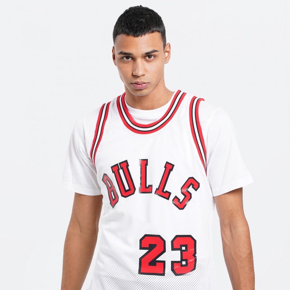 Mitchell & Ness Michael Jordan Chicago Bulls 1984-85 Authentic Jersey