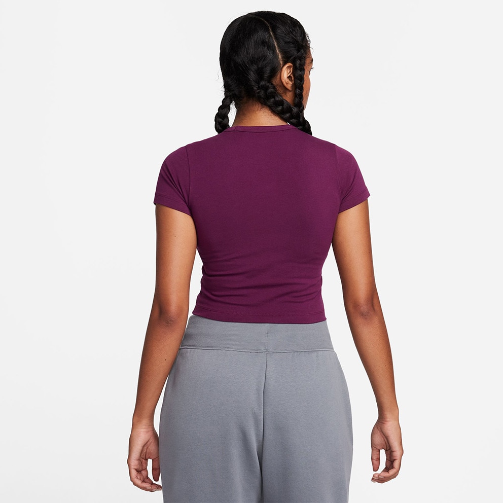 Nike Sportswear Women's Cropped T-shirt