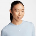 Nike Sportswear Essential Women's Cropped T-shirt